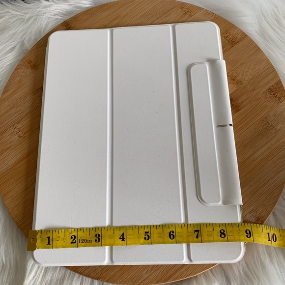 Premium White Tablet Cover - Picture 6 of 6